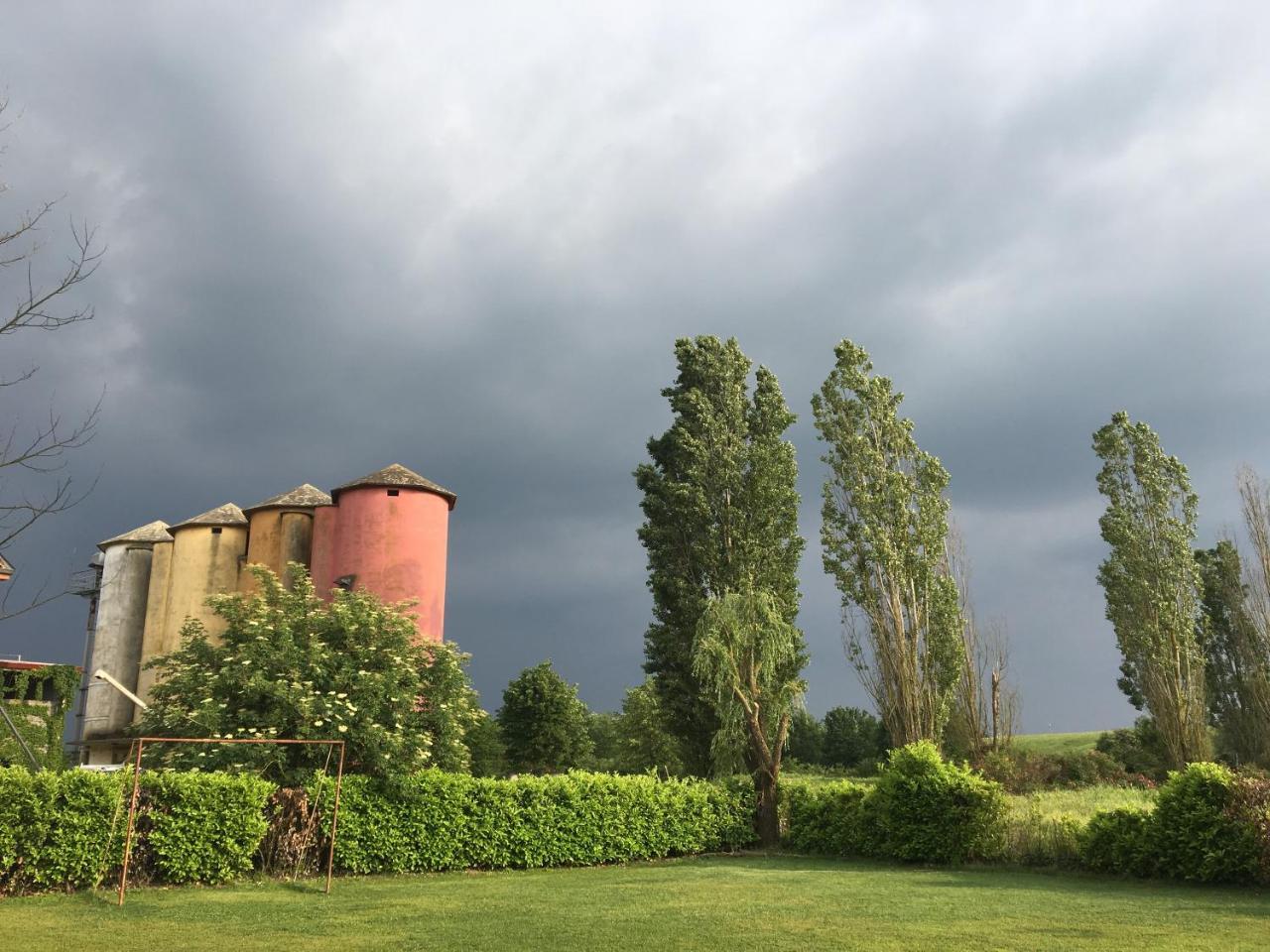 Agriturismo Cascina Nuova Villa Valenza Buitenkant foto
